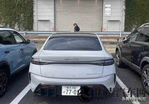 定义“下一代油车”,全新换代威兰达1598万起售-1