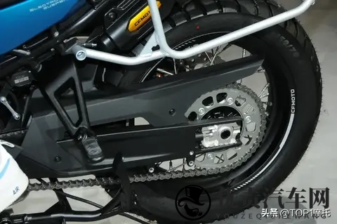 米兰车展丨春风800MT-ES海外亮相，升级电子避震-2