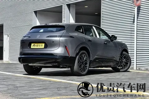 华为乾崑ADS 4+鸿蒙座舱，这款SUV“满配”开卷-2