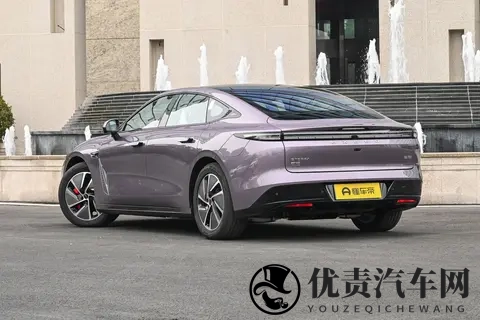 增程四驱+云台底盘20，超能智享美学轿跑2025款星纪元ES增程版-1