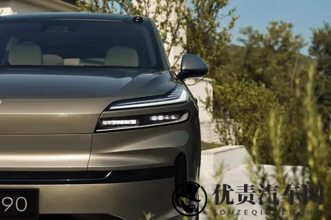 乐道 L90：纯电 + 换电 + 超大前备舱，大五座大三排都绕不开-1