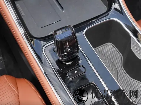 国民家轿迎来代际革新，第五代帝豪-2