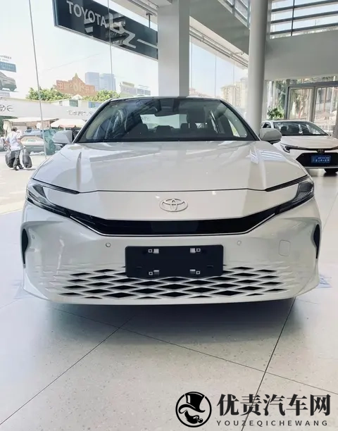 二十年前,凯美瑞等于一套房?如今国产车让它坐不住了-2