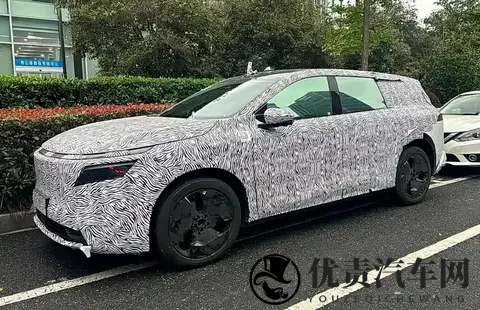 阿明说车侃赛：激光雷达上身！日产N8中大型SUV曝光，能翻盘？-3