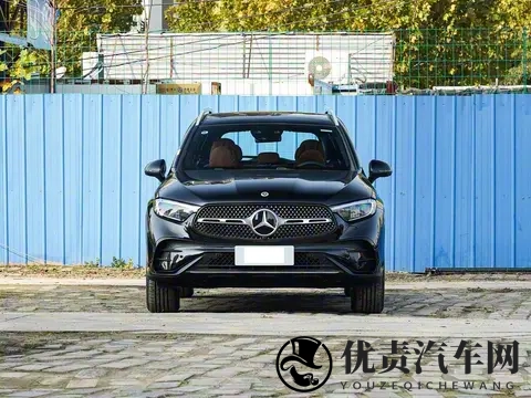 奔驰中型SUV上市，门槛下调更亲民，轴距近3米，还可选大七座布局-3