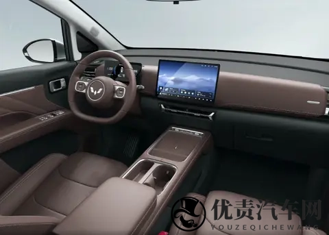 五菱星光730怎么选？73万起售，4款配置详细分析，838万版最值-1