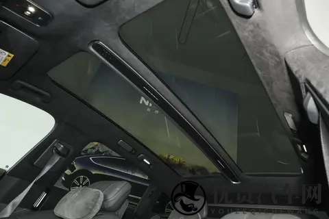 试驾蔚来 ET9,轴距超 53 米+行政4座，冰箱、彩电、沙发顶配-3