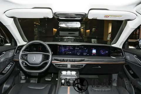 2025 款林肯 Z 选买攻略:23 万起的豪华中型车,怎么选不踩坑?-2