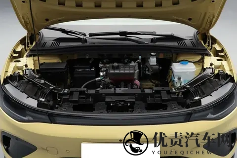 面向年轻人,带后驱+智舱,零跑Lafa5能否成为纯电轿跑搅局者?-2