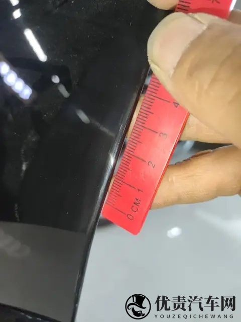 22年奥迪Q7:表显238万公里,71秒破百,黑色运动范儿!-1