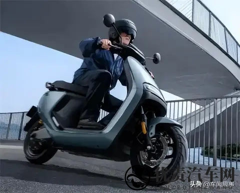 电动车时速锁死25km_h！新国标实施后，电摩的机会来了？真相扎心-1