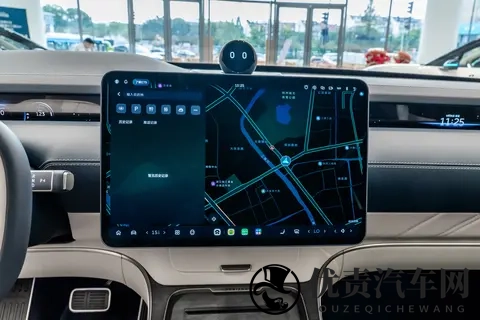 BBA 老炮亲测蔚来 ET9,行政旗舰的新选择来了-3