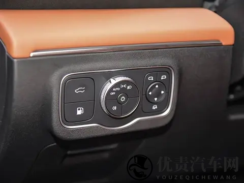 奇瑞风云A9L猎鹰700版_四座版将于11月15日上市-2