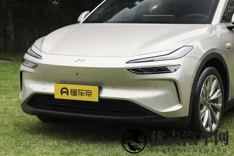 红旗三大子品牌集结广州车展，品牌架构焕新迈入新阶段-1