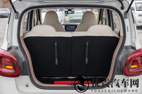 2025 款五菱宏光 MINIEV 四门版选购指南-1