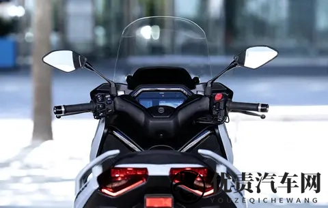 本田“佛沙”和雅马哈“X妹”迎来2026款，250版本很不错！-1