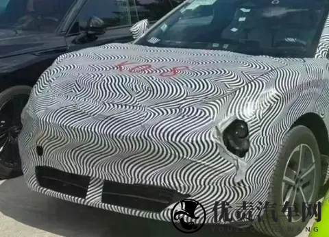 定位紧凑型SUV,会用上图灵芯片吗?小鹏MONA SUV谍照曝光-3