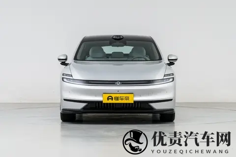 搭磁流变悬架的深蓝L06只要1329万元起?-1