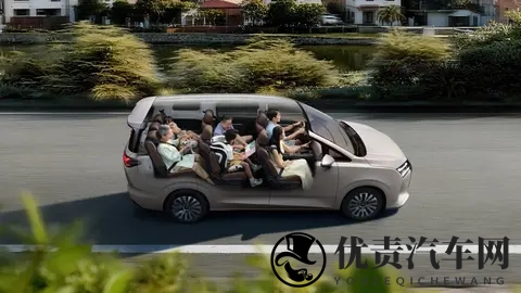 五菱星光730正式上市,配置与价格解析-2