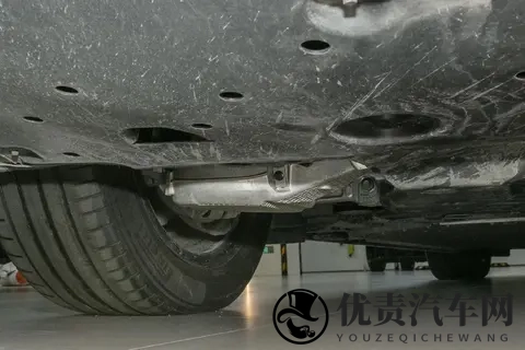 极氪009宜商宜家，大空间纯电MPV，续航900公里，轴距3205毫米-1