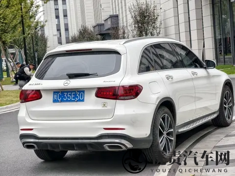 19万多拿下20款奔驰GLC，8万公里一手车况如何？-3