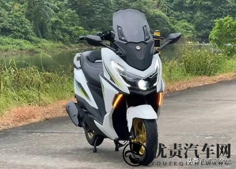 5380起！诺维娜M6 150踏板上市，150排量+ABS，通勤代步新选择！-2