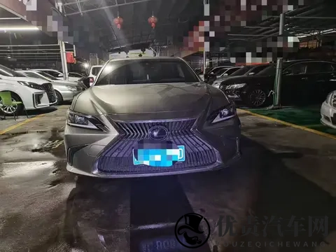 1698万,入手银灰色雷克萨斯ES,宜商宜家之选-3