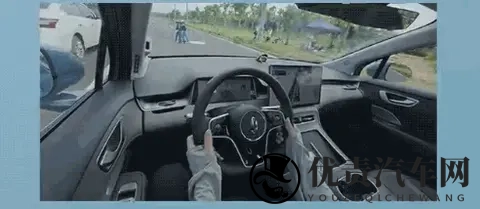 尚界H5辅助驾驶七大场景测试全通关 配华为乾崑ADS 4-2