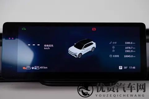 探秘2025款星纪元ET增程版 四驱至臻尊享：豪华与实用的结合-3