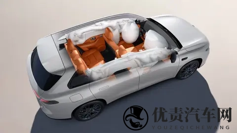 2026 款零跑 C10，空间+续航+性价比，年轻人的务实之选-2