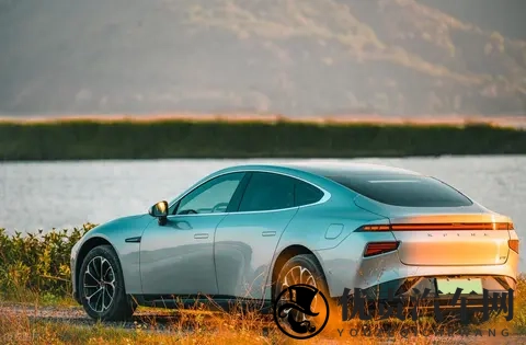 华为ADS和小鹏的VLA，到底谁是未来？-2