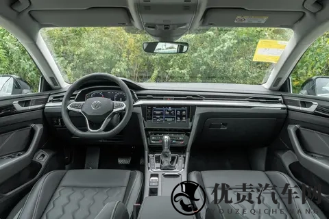 2026款大众CC选购分析：理性看待个性轿跑的价值定位-3