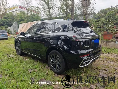 11万多拿下准新红旗HS5，家用代步高性价比之选-1