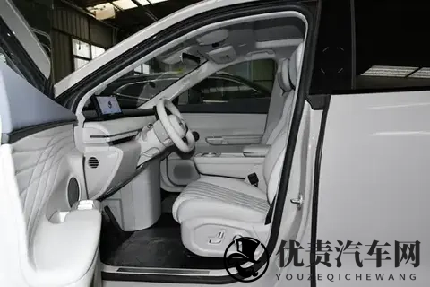 18万多就能买豪华SUV？星纪元ET凭啥这么自信？看完你就明白了-1