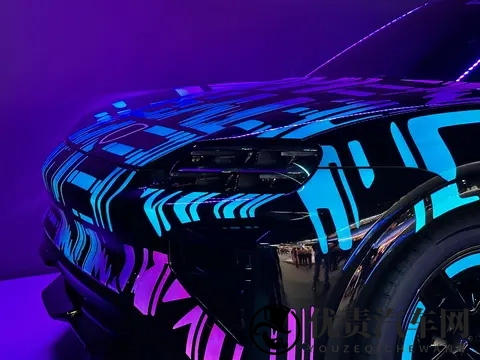 新车  800伏架构打造，全新保时捷Cayenne EV将于11月19日全球首发-3