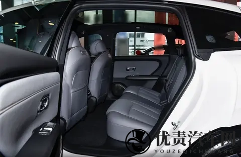 启源A06丨1099万元起，续航够用+快补能，市区代步新选择？-1