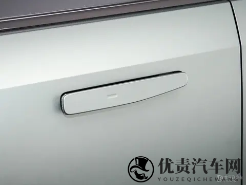 公安部拟新规：零百加速不少于5秒 娱乐功能强制关闭-2