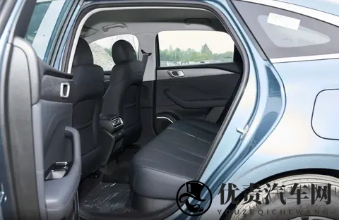 748万起售，想成电混家轿标杆？银河星耀6能做到吗-2