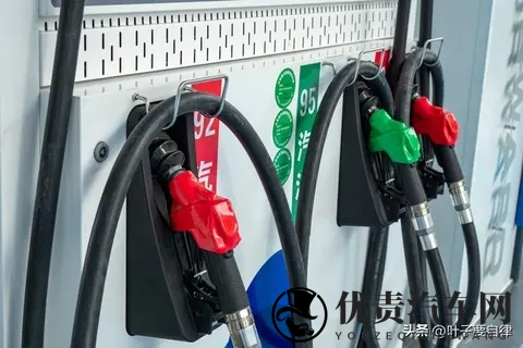 10月新能源车卖过半了,燃油车怎么还没被淘汰?-2