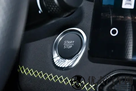 10万出头拿下20T+8AT!深度体验第三代领克03,它是否是你的菜?-3