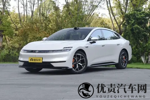 要面子也要里子 沃尔沃S90对比奥迪A6L-1