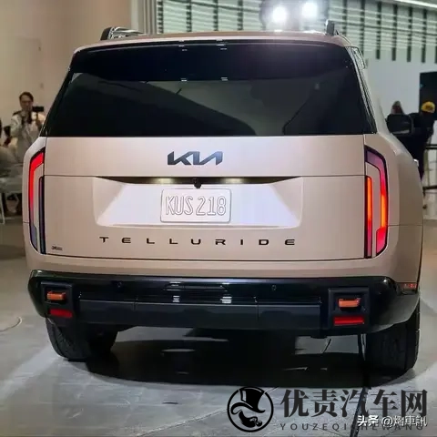 全新起亚telluride正式亮相!外观霸气 内饰豪华,搭配25T混动!-2