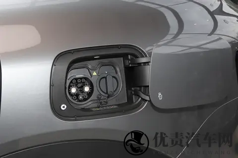 奔驰设计+吉利技术，1699 万起售，smart 新车来了-3