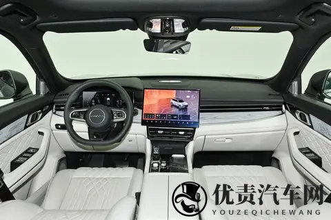 领克09限时降价4万，全系四驱+25K大屏，适合家用-3