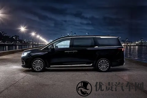 江淮RF8即将登陆俄罗斯市场,20T+8速自动变速箱,车长5215毫米-1